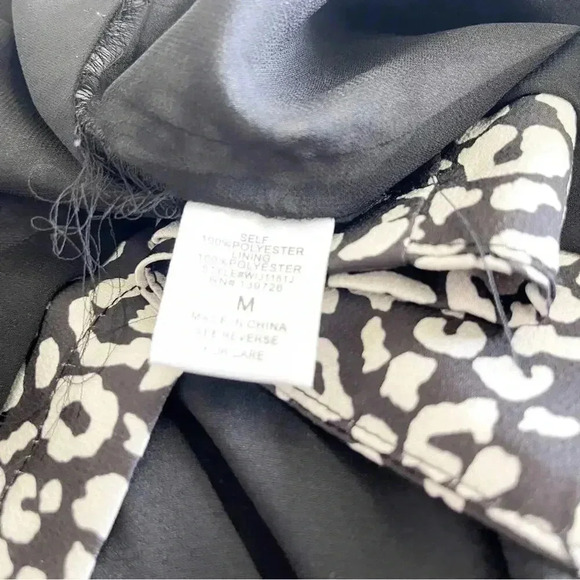 VICI Resilient Leopard Blazer Medium EUC - Picture 8 of 8